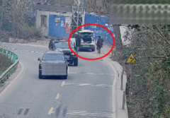 <strong>工地地下室门锁存在明显</strong>