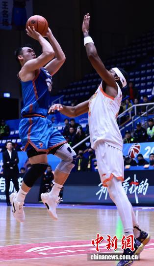 四川男篮主场惜败江苏男篮 景菡一关键表现难挽