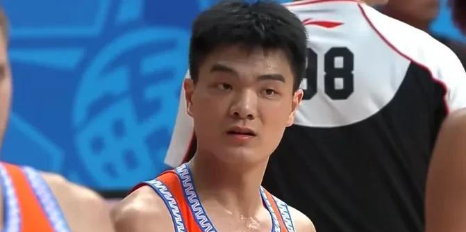 山东男篮主场力克福建 勇夺CBA常规赛关键胜利