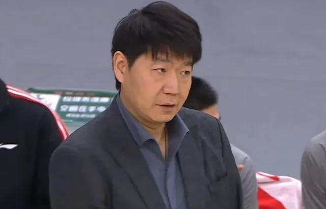 山东男篮主场力克福建 勇夺CBA常规赛关键胜利