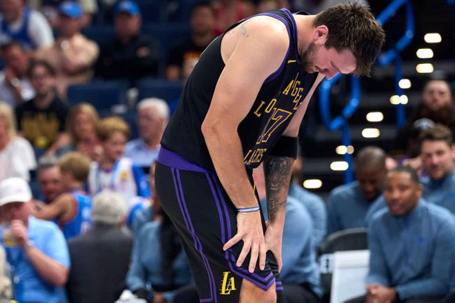 东契奇飞赴欧洲接受专科治疗 目标季后赛复出