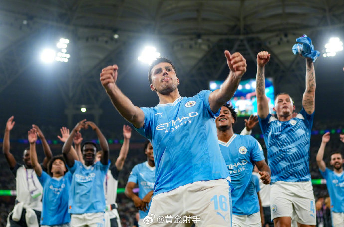 曼城中场罗德里坦言或难撑至32岁：身心俱疲面临